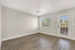 Photo #4: 2616182 Listing 