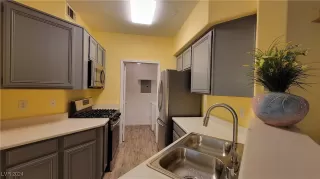 Photo #5: 2616197 Listing