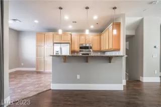 Photo #1: 2616220 Listing 