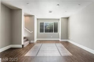 Photo #2: 2616220 Listing 