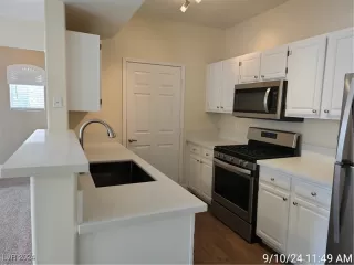 Photo #6: 2616242 Listing 