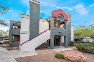 Photo #1: 2616261 Listing 