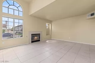 Photo #5: 2616269 Listing 