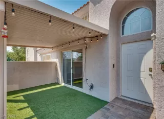 Photo #3: 2616279 Listing