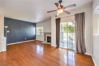 Photo #6: 2616281 Listing