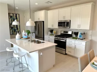 Photo #6: 2616293 Listing 