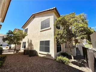 Photo #2: 2616309 Listing 