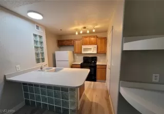 Photo #1: 2616311 Listing 