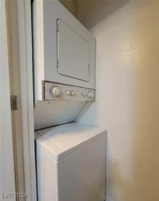 Photo #5: 2616311 Listing 