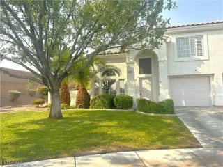 Photo #1: 2616327 Listing 