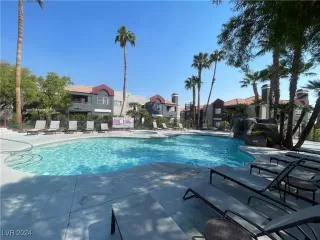 Photo #6: 2616360 Listing 