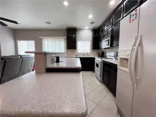 Photo #5: 2616365 Listing 