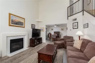 Photo #4: 2616390 Listing