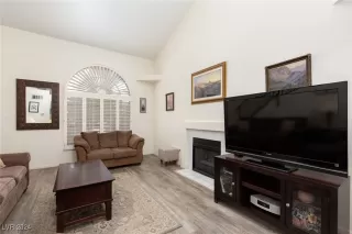 Photo #5: 2616390 Listing