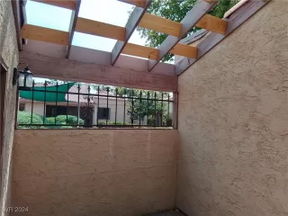 Photo #4: 2616391 Listing 