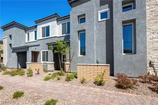 Photo #1: 2616409 Listing 