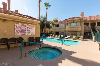 Photo #3: 2616450 Listing