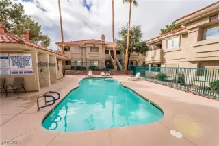 Photo #4: 2616450 Listing