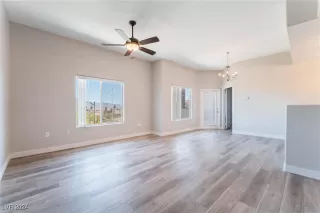 Photo #4: 2616453 Listing 