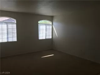 Photo #3: 2616517 Listing 