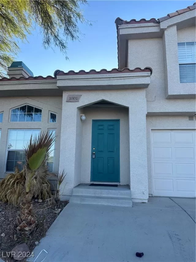 MLS: 2616552 Condo For Sale