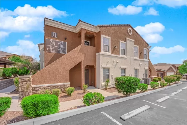 MLS: 2616570 Condo For Sale