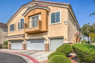 Photo #1: 2616578 Listing