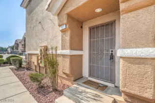 Photo #3: 2616578 Listing