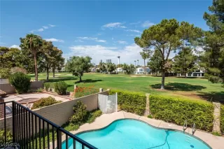 Photo #1: 2616596 Listing 