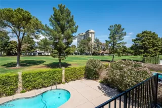 Photo #2: 2616596 Listing 
