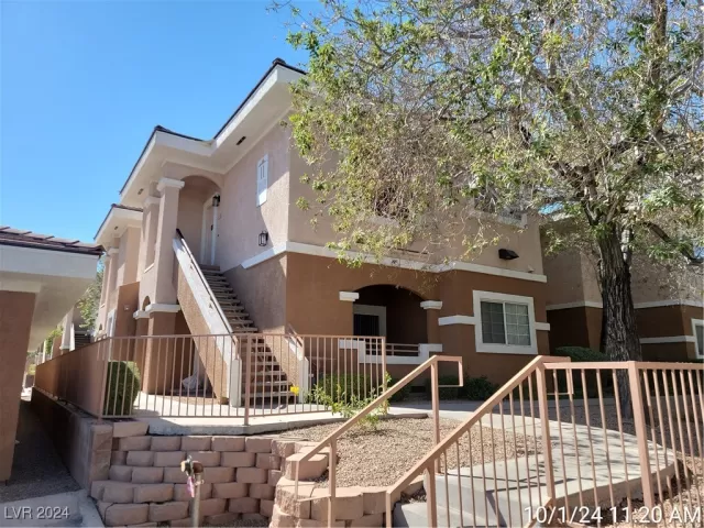 MLS: 2616601 Condo For Sale