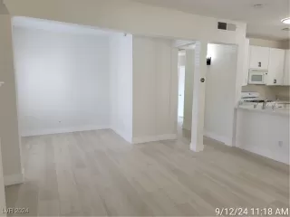 Photo #2: 2616610 Listing 