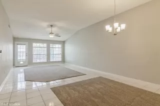 Photo #4: 2616612 Listing 