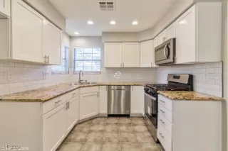 Photo #5: 2616612 Listing 