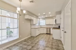 Photo #6: 2616612 Listing 