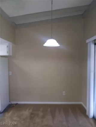 Photo #4: 2616618 Listing