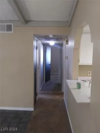 Photo #6: 2616618 Listing