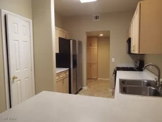 Photo #2: 2616641 Listing 