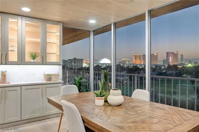 MLS: 2616656 Condo For Sale