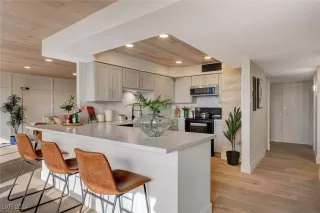 Photo #3: 2616656 Listing 