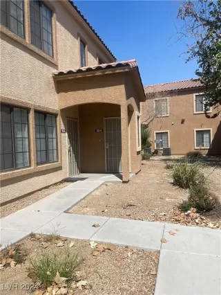 Photo #1: 2616671 Listing 