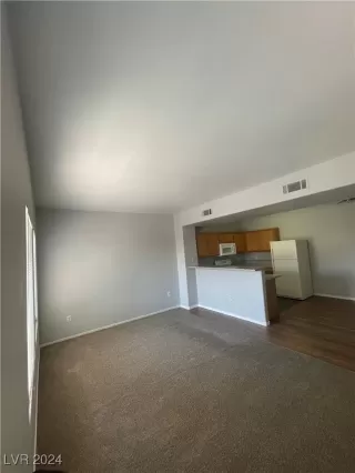 Photo #3: 2616671 Listing 