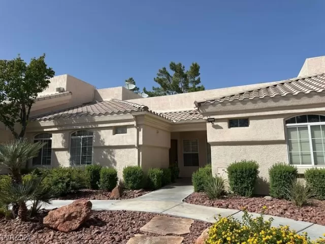 MLS: 2616679 Condo For Sale