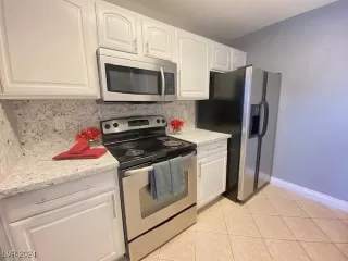 Photo #5: 2616706 Listing 