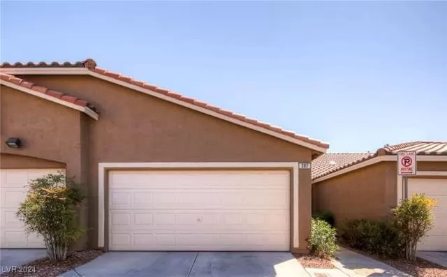 MLS: 2616712 Condo For Sale