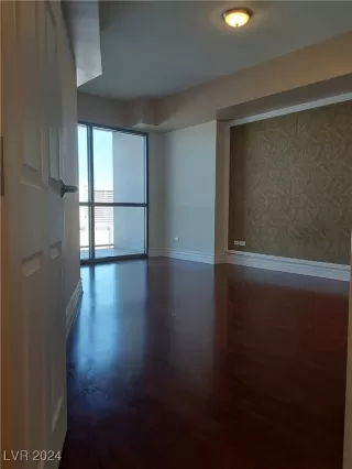 Photo #2: 2616721 Listing 