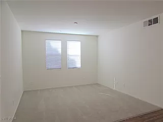 Photo #2: 2616839 Listing 