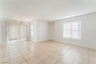 Photo #3: 2616877 Listing 