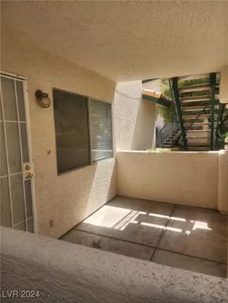 Photo #2: 2616879 Listing