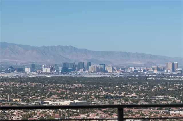 MLS: 2616905 Condo For Sale